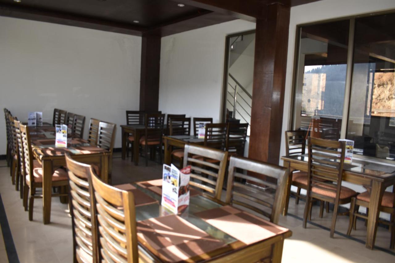 Hotel Royal Inn Мюри Екстериор снимка